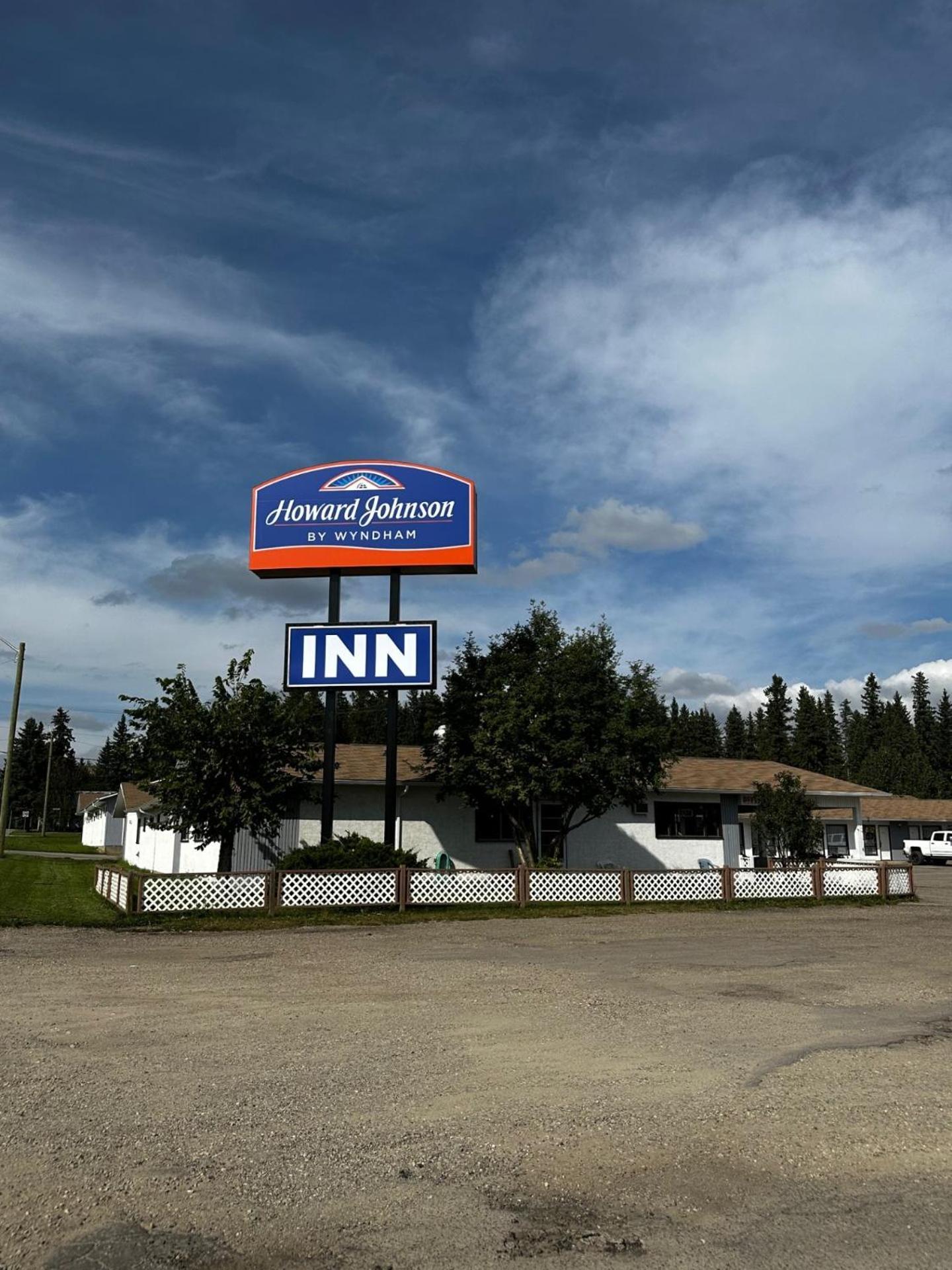 Howard Johnson By Wyndham Edson Exterior photo